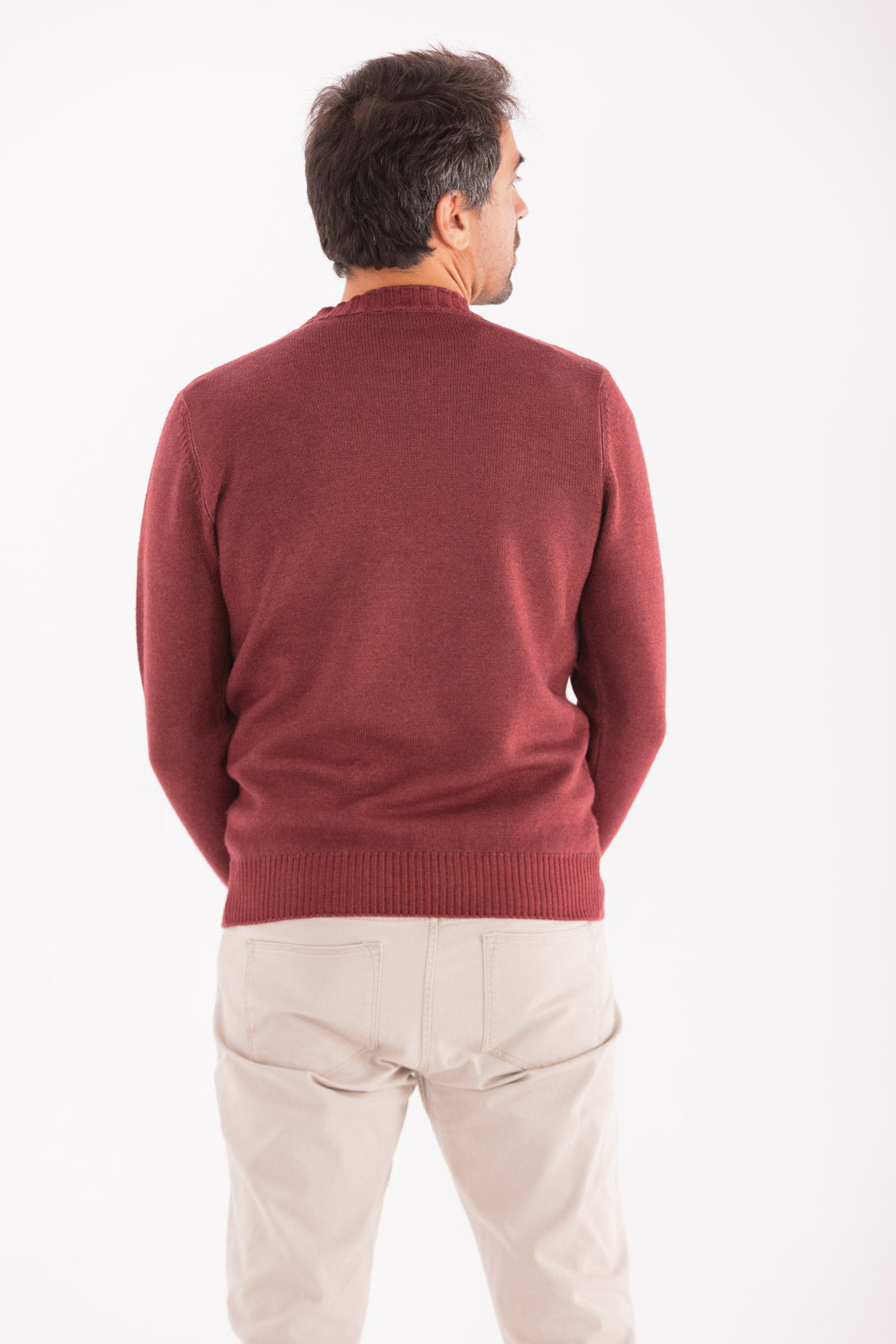 Maglia girocollo con trecce in lana merino 100% extrafine