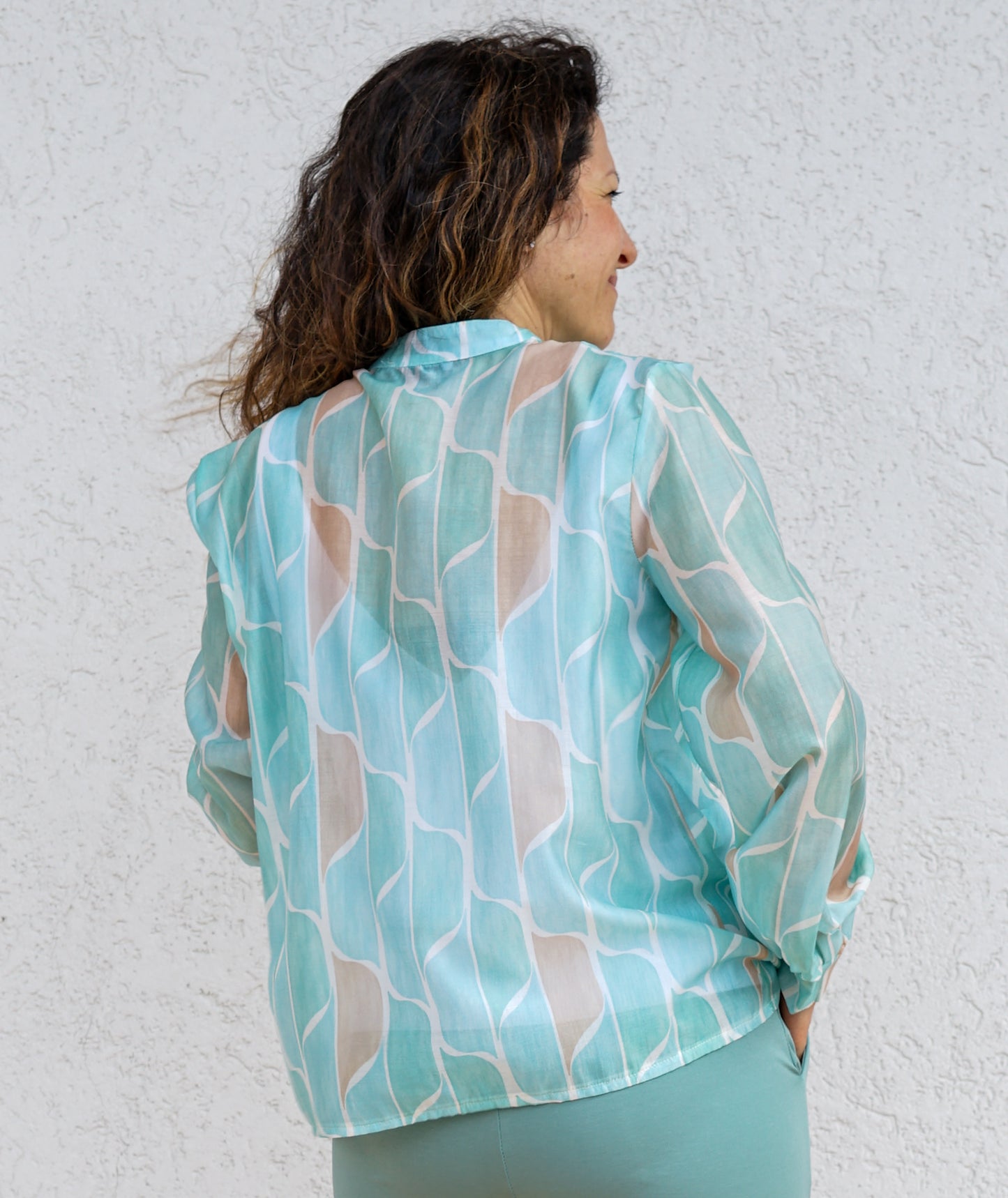 Camicia turchese con colletto alla coreana 049031 15