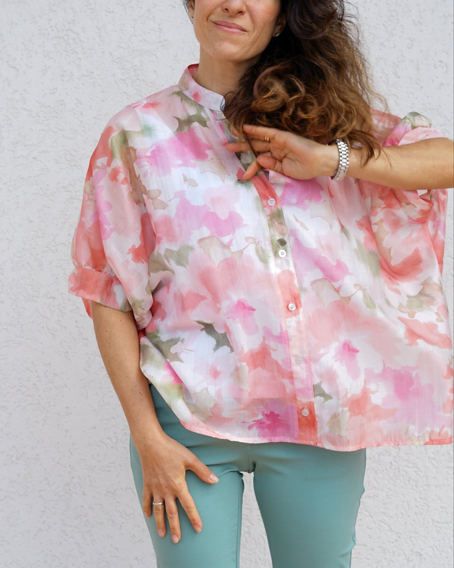 Camicia fiori rosa con colletto alla coreana 049031 24