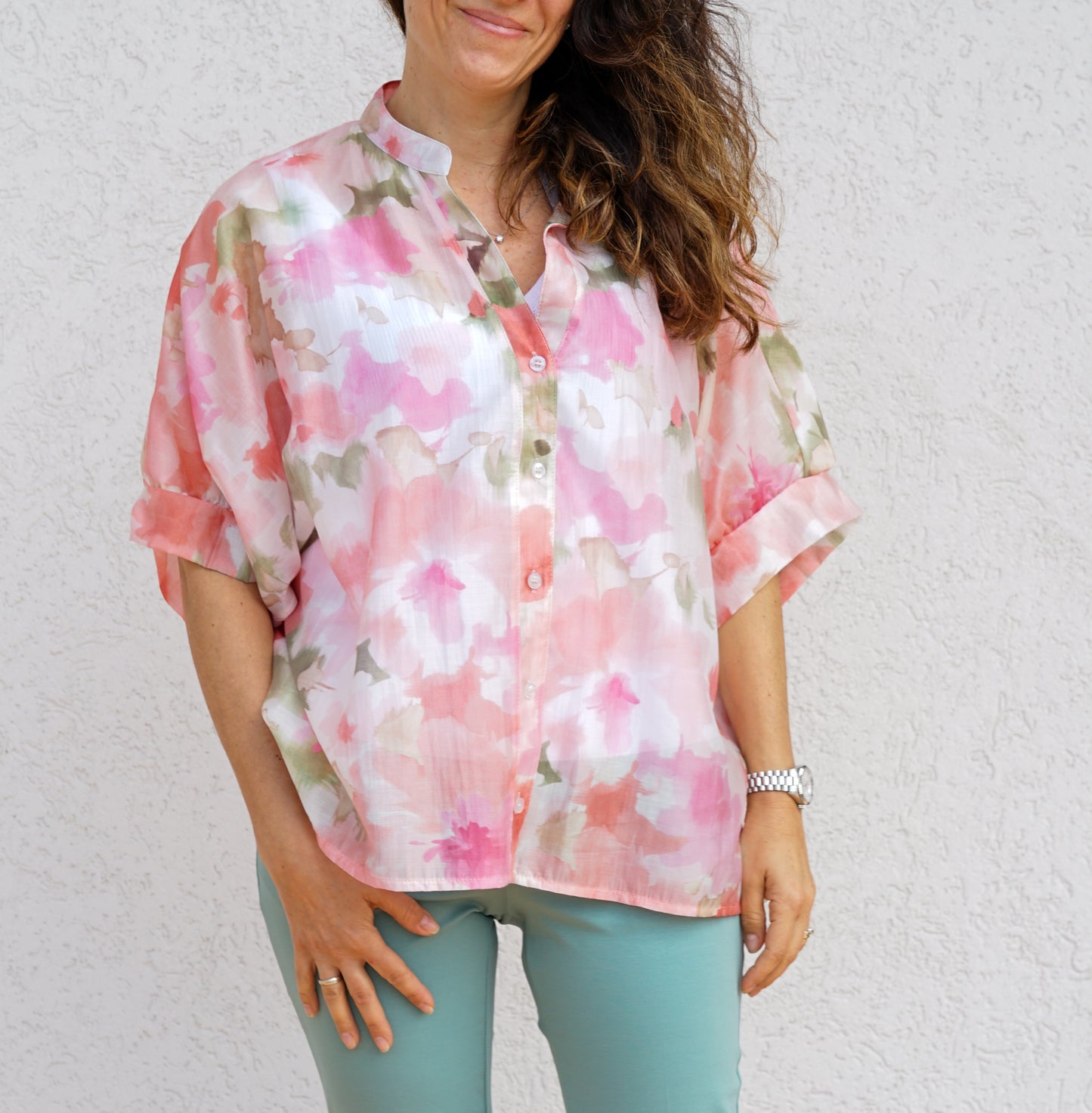 Camicia fiori rosa con colletto alla coreana 049031 24