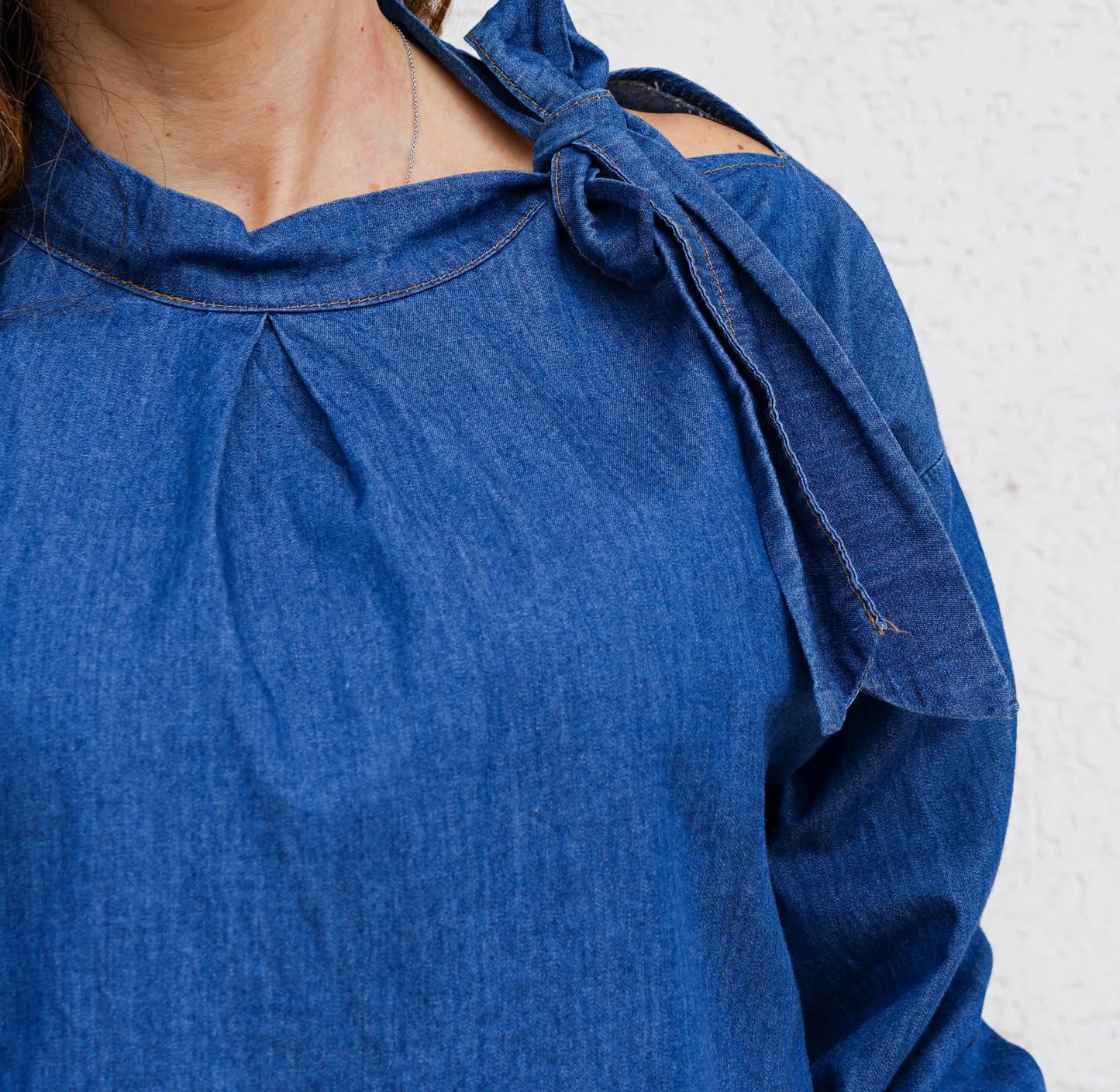 Camicia jeans con fiocco 049031 36