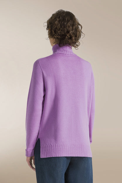 Maglia rasata senza cuciture con spacchi in lana merino 100% extrafine 046007