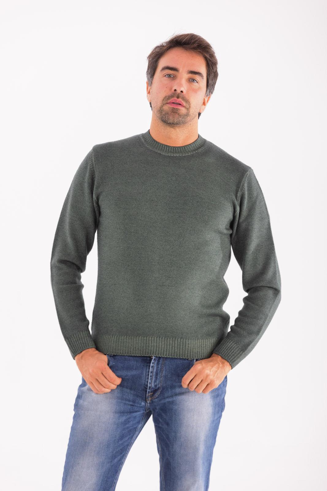 Maglia grigia con collo a Lupetto Calore merino.