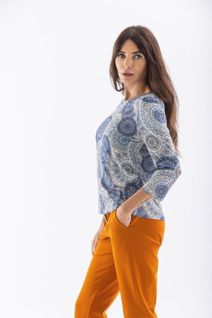 ¾ sleeve and boat neck sweater with pattern 047206