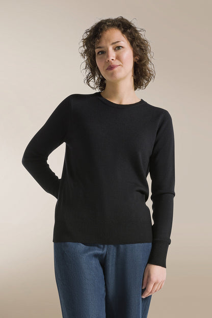 Maglia a girocollo in lana merino extrafine 048003