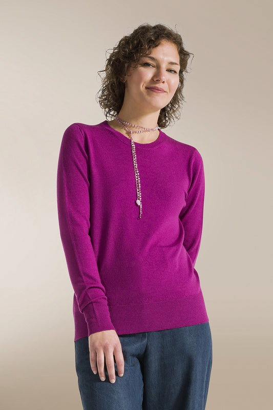 Maglia a girocollo in lana merino extrafine 048003